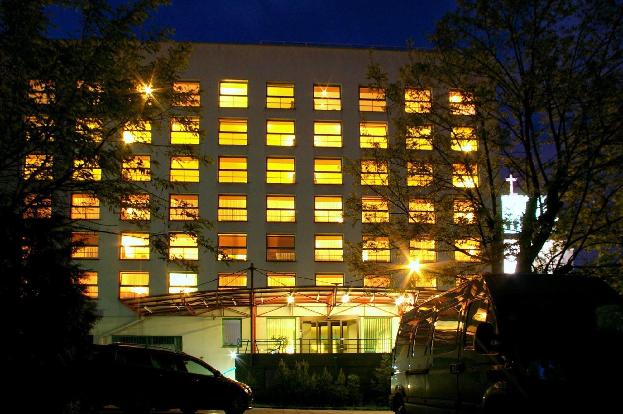 Centre Hotel Kaunas Eksteriør bilde